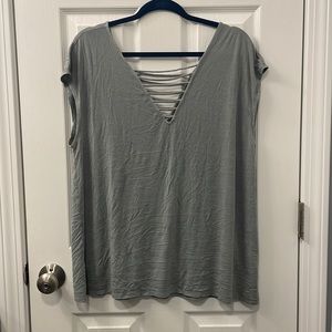 AE Olive soft and sexy tee